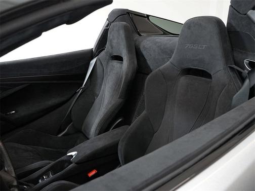 2022 McLaren 765LT Base