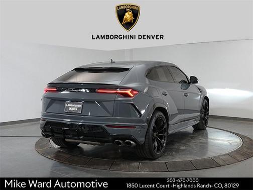 2022 Lamborghini Urus