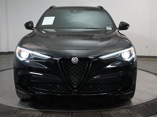 2023 Alfa Romeo Stelvio Quadrifoglio