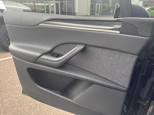 2023 Tesla Model X Plaid
