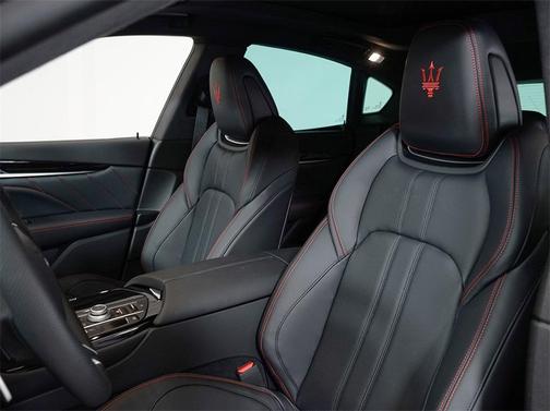 2024 Maserati Levante GT Ultima