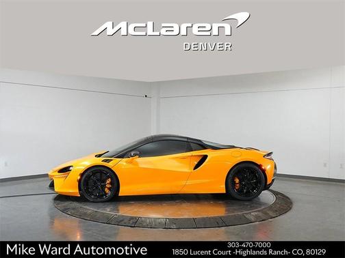2025 McLaren Artura Performance