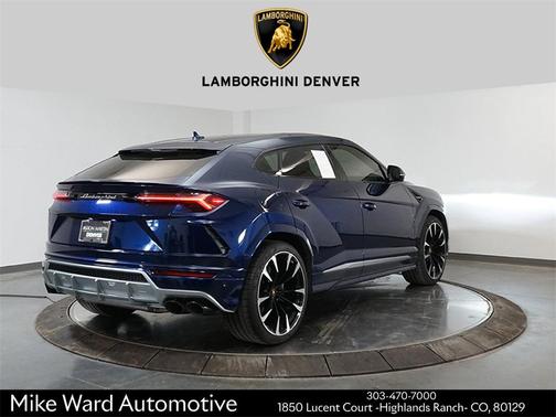 2019 Lamborghini Urus Base