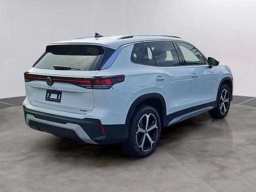 2025 Volkswagen Tiguan 2.0T SE