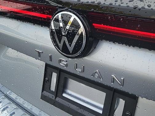 2025 Volkswagen Tiguan 2.0T S