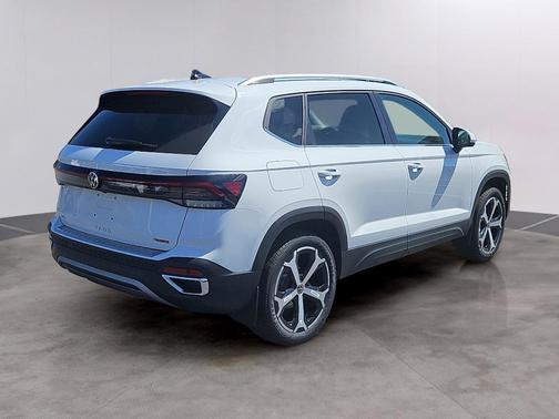 2025 Volkswagen Taos 1.5T SEL