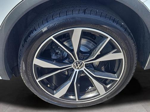2022 Volkswagen Tiguan 2.0T SEL R-Line