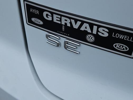2022 Volkswagen Atlas Cross Sport 2.0T SE w/Technology