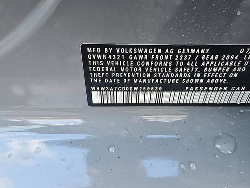 2025 Volkswagen Golf GTI 2.0T SE