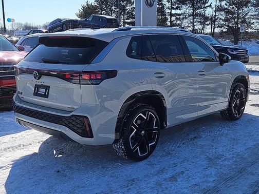 2026 Volkswagen Tiguan 2.0T SEL R-Line