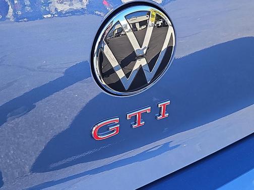 2025 Volkswagen Golf GTI 2.0T Autobahn