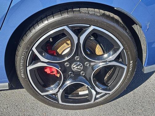 2025 Volkswagen Golf GTI 2.0T Autobahn