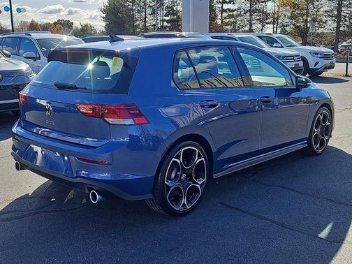 2025 Volkswagen Golf GTI 2.0T Autobahn