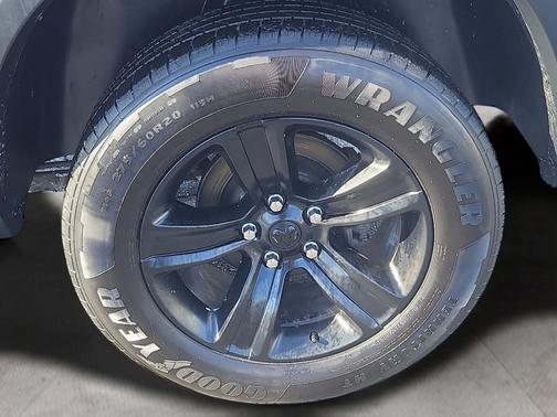 2021 RAM 1500 Classic SLT