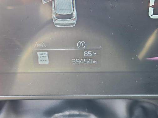 Gray 2024 Kia Sportage X-Line