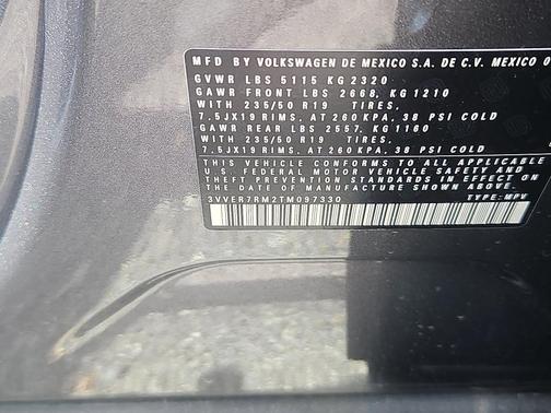 Platinum Gray 2026 Volkswagen Tiguan 2.0T SE