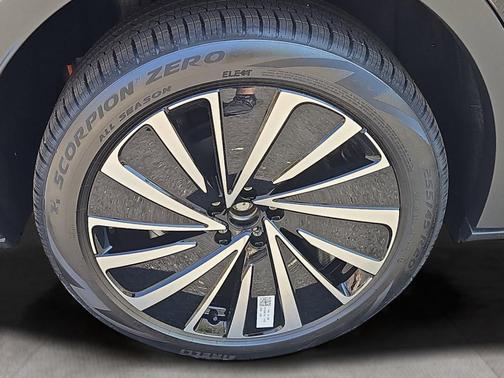 2025 Volkswagen ID.4 Pro