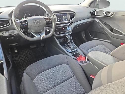 2018 Hyundai IONIQ Hybrid SEL