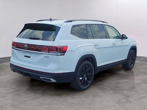 2025 Volkswagen Atlas 2.0T SE