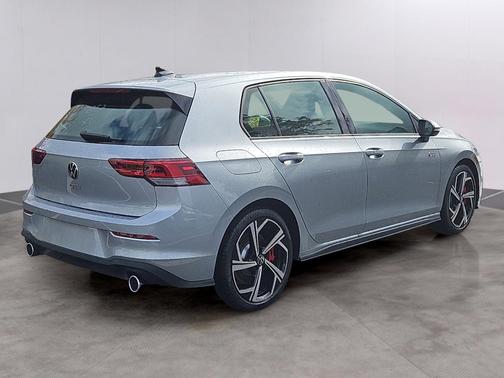 2025 Volkswagen Golf GTI 2.0T SE
