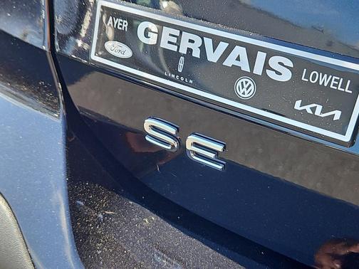 2025 Volkswagen Taos 1.5T SE Black
