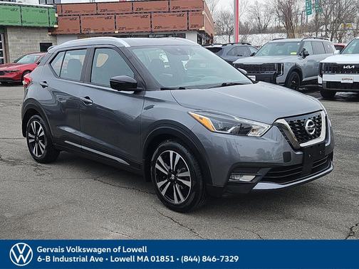 2020 Nissan Kicks SR