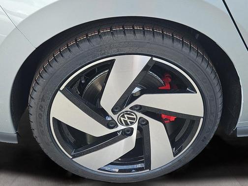 2025 Volkswagen Golf GTI 2.0T S