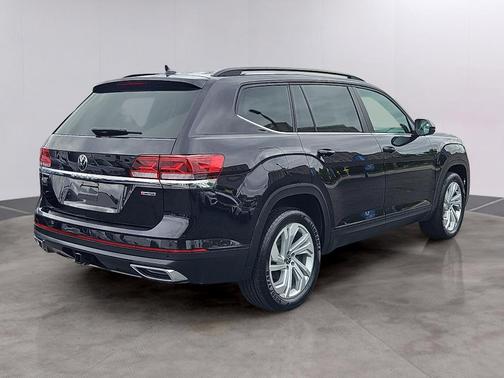 2022 Volkswagen Atlas 3.6L SE w/Technology