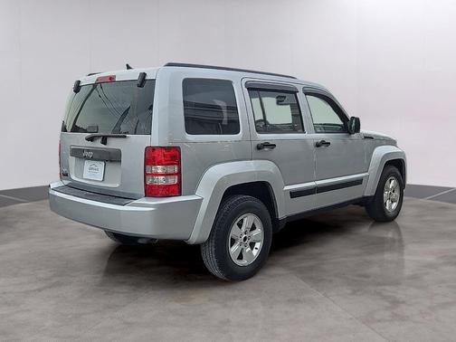 Gray 2012 Jeep Liberty Sport