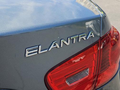 2009 Hyundai ELANTRA GLS