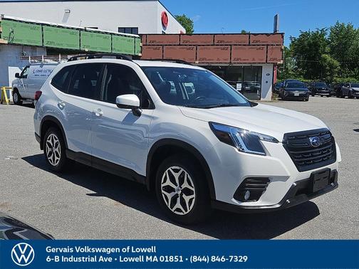 Crystal White Pearl 2023 Subaru Forester Premium