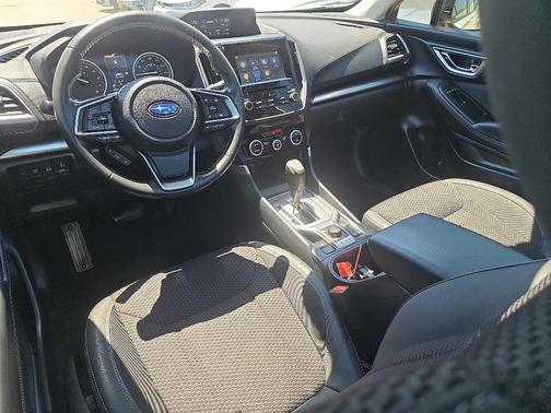 Crystal White Pearl 2023 Subaru Forester Premium