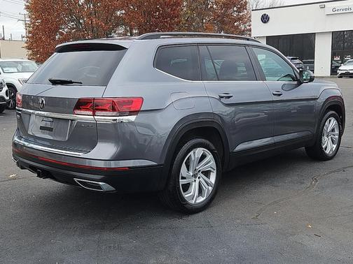2023 Volkswagen Atlas 3.6L SE w/Technology