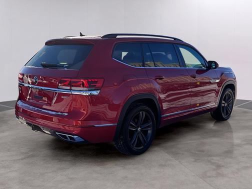 2021 Volkswagen Atlas 3.6 V6 SE w/ Technology R-Line