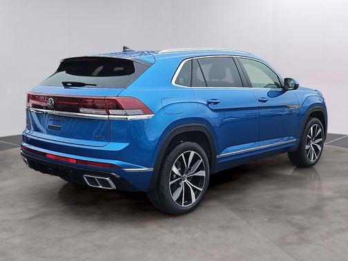 2025 Volkswagen Atlas Cross Sport 2.0T SEL Premium R-Line