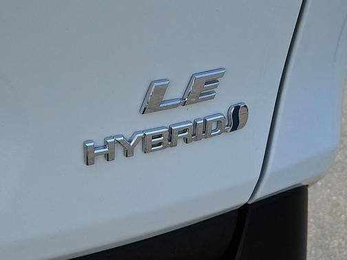 2019 Toyota RAV4 Hybrid LE