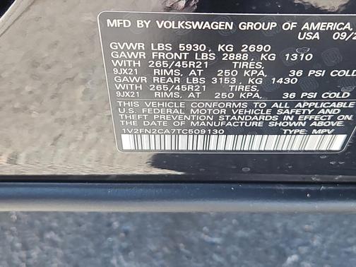 2026 Volkswagen Atlas 2.0T SEL Premium R-Line