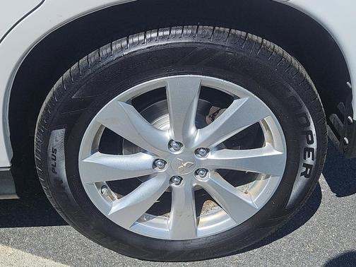 White 2014 Mitsubishi Outlander Sport ES