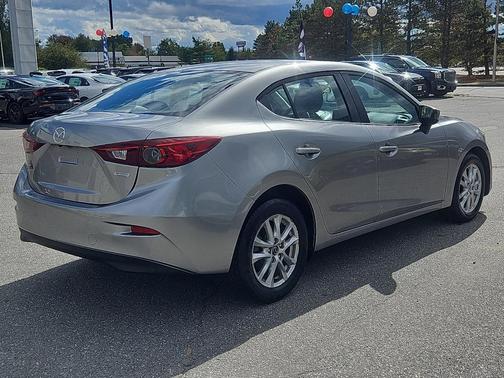 2016 Mazda Mazda3 i Sport