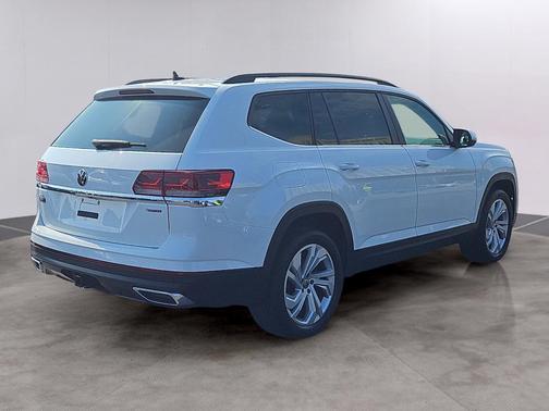 2023 Volkswagen Atlas 3.6L SE w/Technology