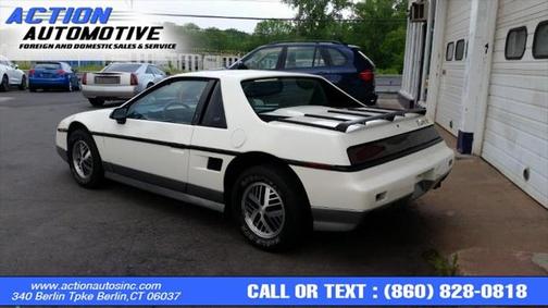 1985 Pontiac Fiero 2dr Coupe GT 4-Spd