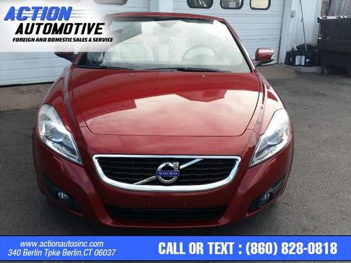 2011 Volvo C70 T5