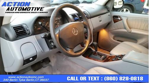 2000 Mercedes-Benz M-Class 4dr AWD 3.2L