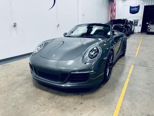 2015 Porsche 911 Carrera GTS