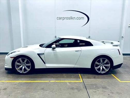 2009 Nissan GT-R Premium