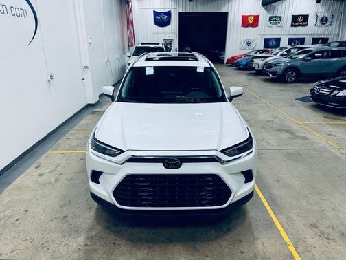 2024 Toyota Grand Highlander Hybrid XLE