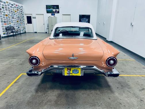 1957 Ford Thunderbird Base