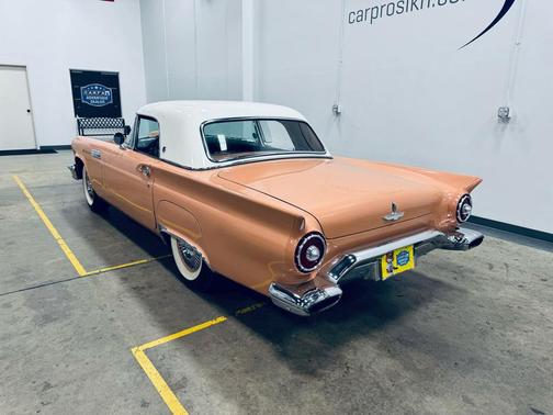 1957 Ford Thunderbird Base