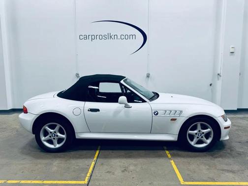 Alpine White 1998 BMW Z3 2.8 Roadster