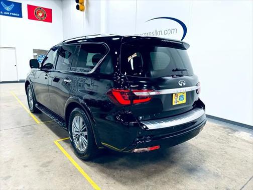 2021 INFINITI QX80 Luxe